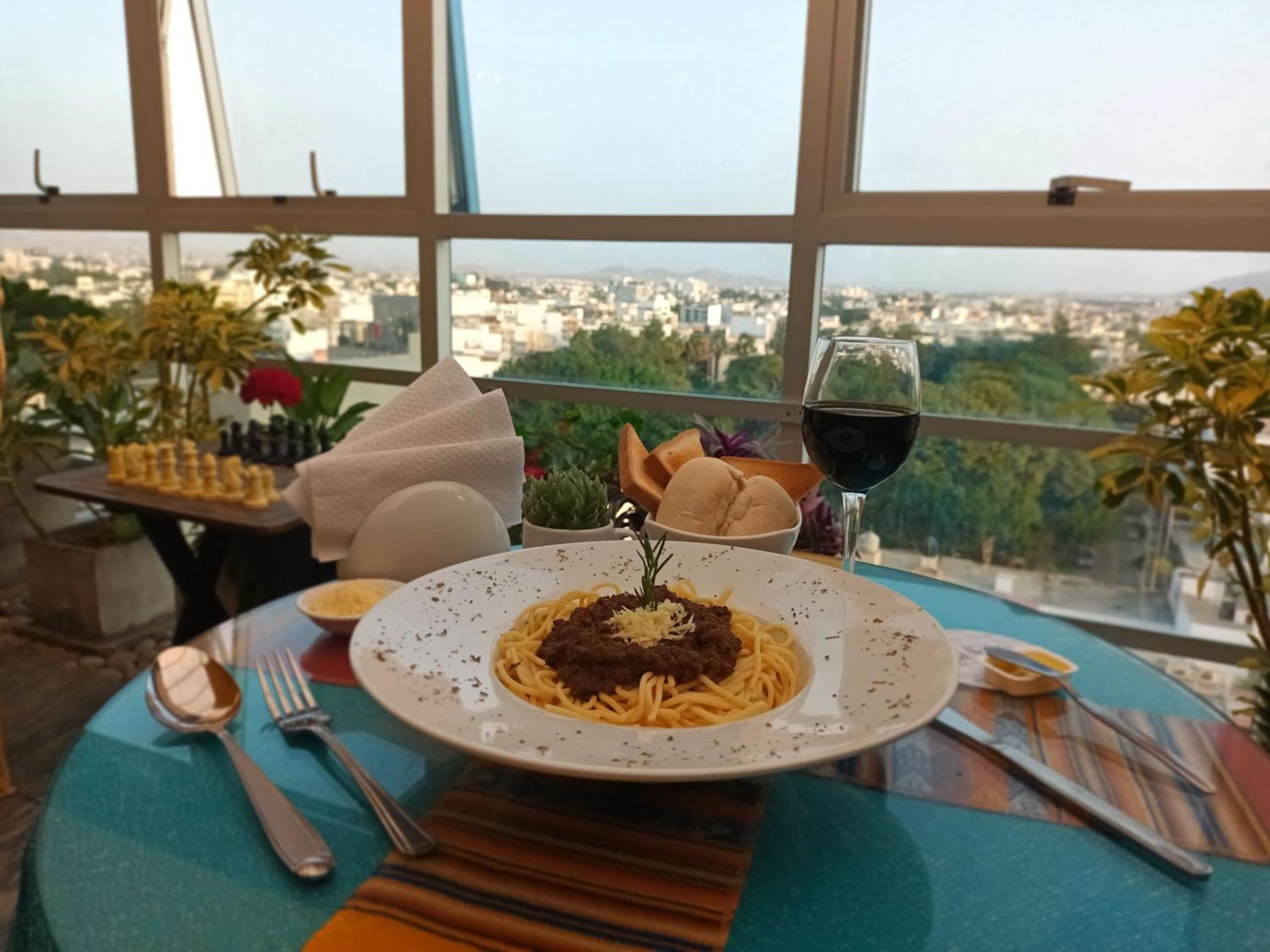 Hotel Vila Santa リマ エクステリア 写真